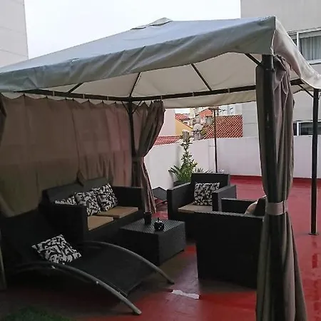 Charming In With Enclosed Garden 45 M² Apartment A Coruna